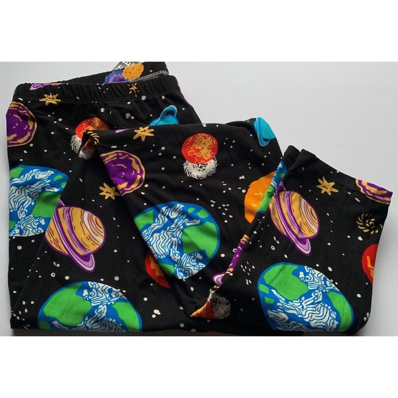 Plus Size Womens Buttery Soft Planet In Space Leggings | Buttery Soft Leggings - Picture 7 of 7